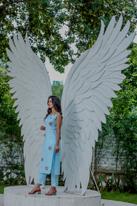 White Sleeveless Embroidered Kurta Pant Set