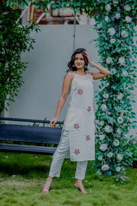 Embroidered Floral Co-Ord Set in Off-White & Black