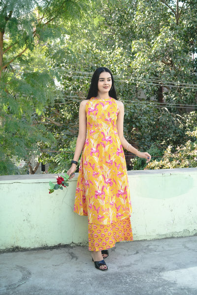 Yellow Floral Printed Sleeveles Kurti With Straight Pants For Women