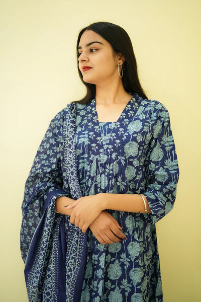 Neelambari Lotus 3-Piece Kurta Set